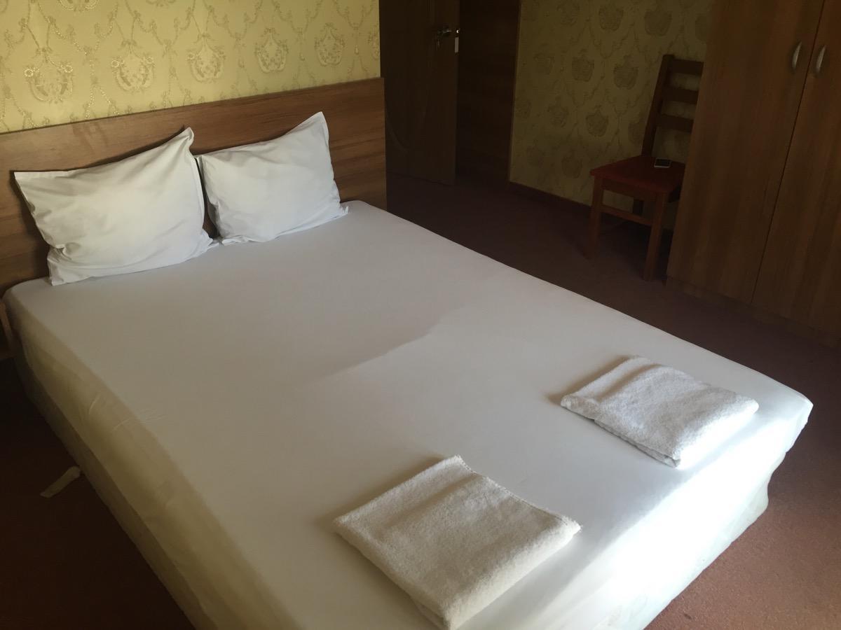 شومن Irish Hotel المظهر الخارجي الصورة
